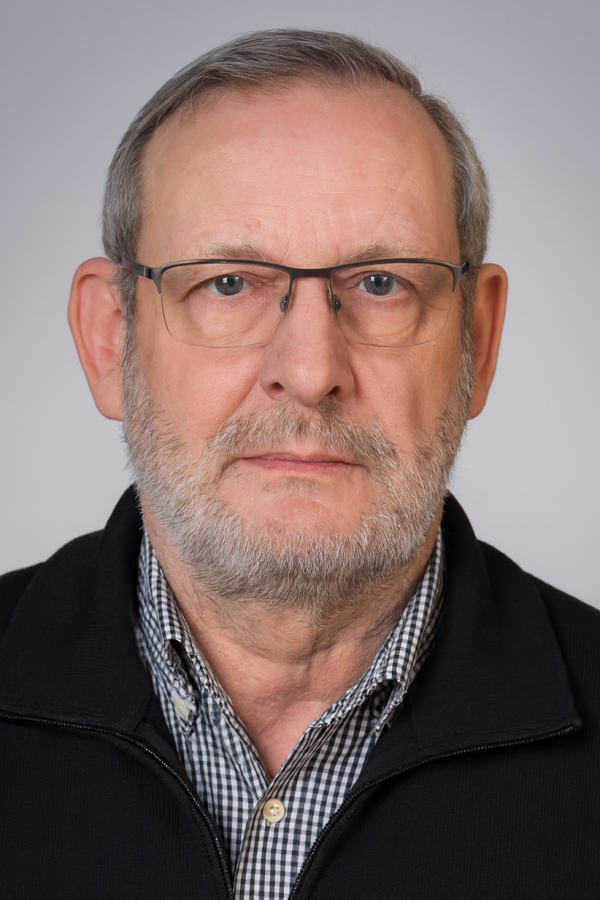 Unser Team, Wolfgang Frank​